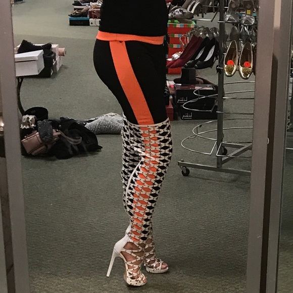 JefferyCampbell 100% leather white high heel boots - Picture 5 of 5